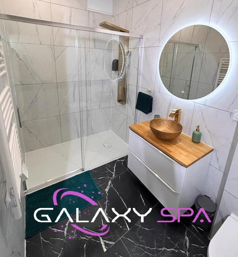 Galaxy Spa - Suite Jupiter Jacuzzi Privatif Champigneulles Екстер'єр фото